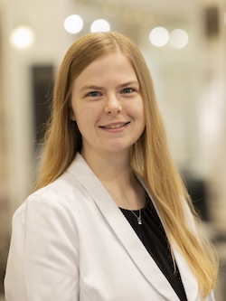 Photo of Dr. Alyssa Pearson